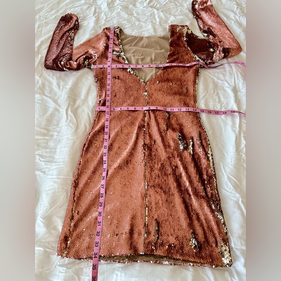 Dress the Population Lola Sequin Bodycon Dress w/ Open Back in Rose Gold - SZ L - Picture 5 of 9